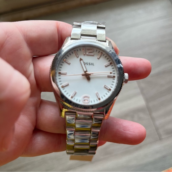 NIB - Fossil Perfect Boyfriend Watch - Picture 3 of 11